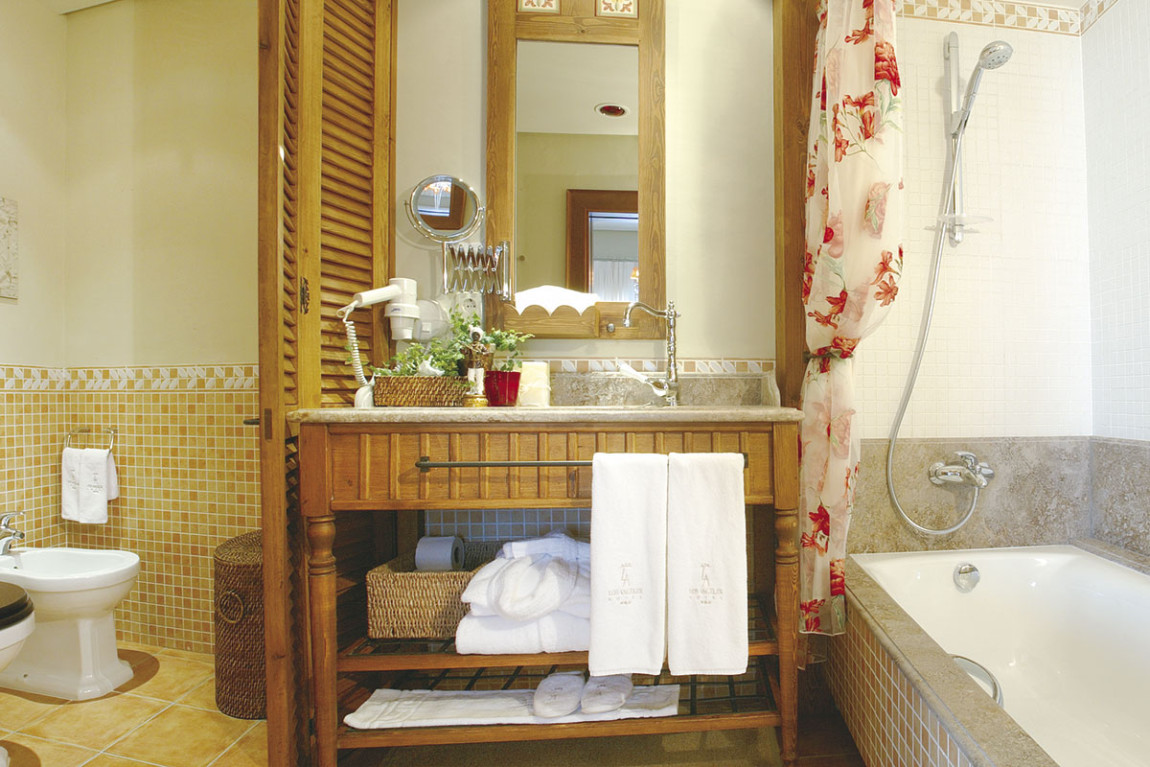 BAÑO-SUITE-2.jpg